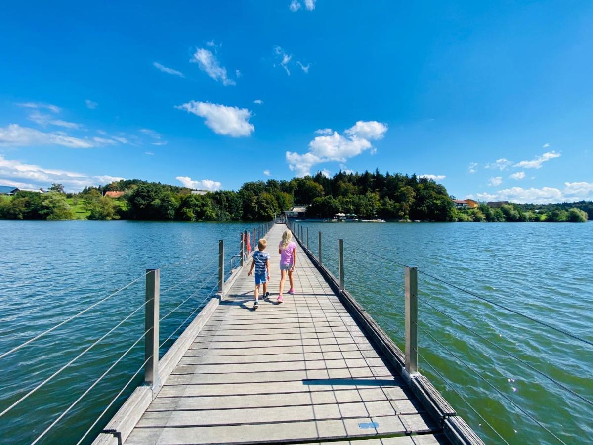 Greenvalleyglamping Sesce Pri Preboldu Exterior foto